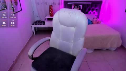 Luna online show from February 12, 11:34 am