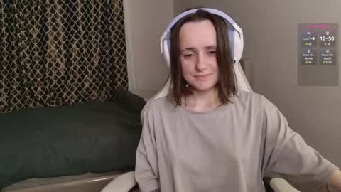 luna_loveeee online show from October 4, 3:12 am