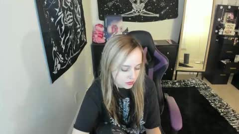 Luna online show from December 2, 1:07 am