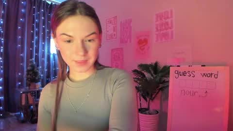 luna_lust_211 online show from March 13, 4:25 am