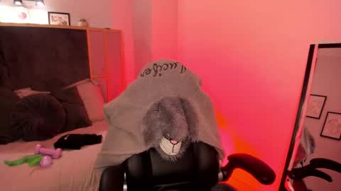 Luna online show from January 15, 8:37 pm