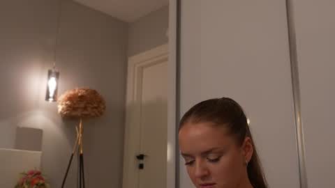 Sophia online show from June 23, 2:26 pm