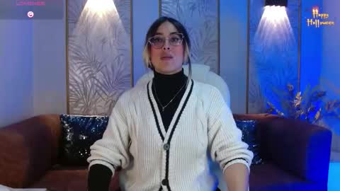 Snapshot of lunaagrey_ chatting on October 14, 3:31 am Luna online show from October 14, 3:31 am