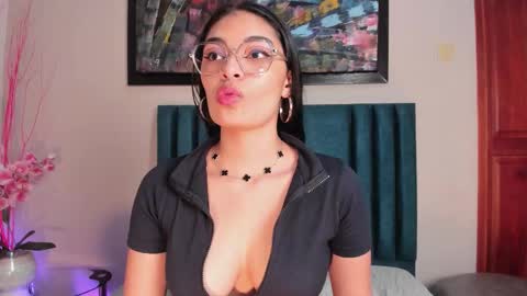 Luna Aspen online show from September 16, 6:27 pm