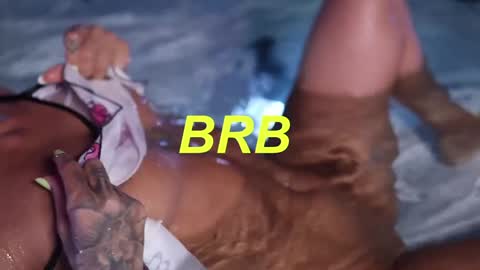 Laura online show from October 10, 10:42 am