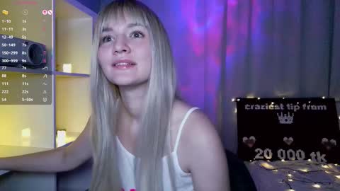 Snapshot of lunaloverxq chatting on October 30, 5:47 pm LunaLoverxq online show from October 30, 5:47 pm