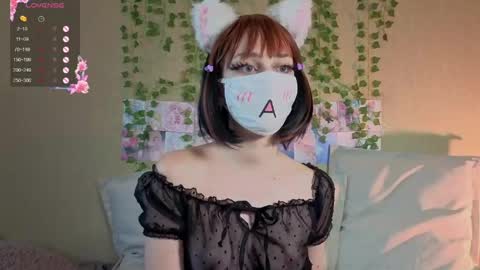 Luna online show from May 18, 2:23 pm