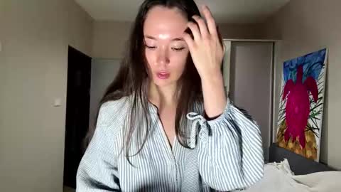 lunarameli online show from March 27, 2:07 pm