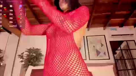 Luna Ruso  online show from January 9, 8:13 pm