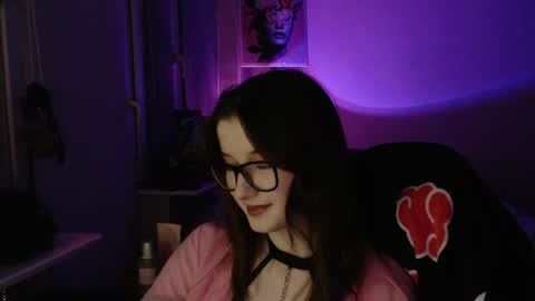 LunaXcherry online show from April 28, 6:34 pm