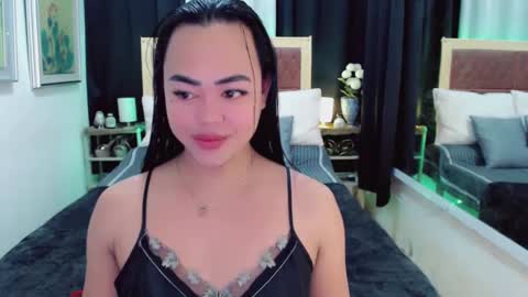 Trina online show from February 6, 2:55 am