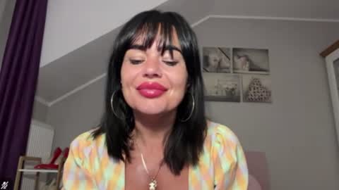 Jenny online show from July 22, 7:09 am