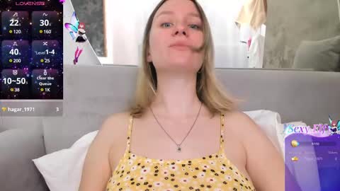 Snapshot of lusyagreenberg chatting on February 15, 8:34 pm LusyaGreenberg online show from February 15, 8:34 pm