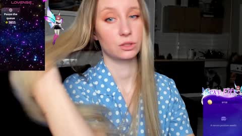 Snapshot of lusyagreenberg chatting on January 29, 5:24 pm LusyaGreenberg online show from January 29, 5:24 pm