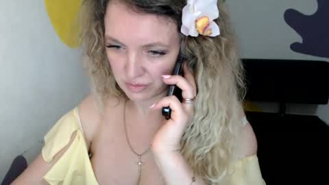 Donna online show from June 29, 2:17 pm