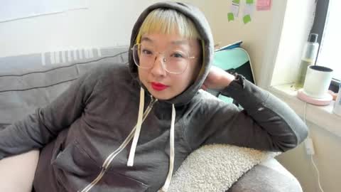 LuxGray online show from April 26, 4:59 pm
