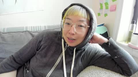 LuxGray online show from April 24, 3:26 pm