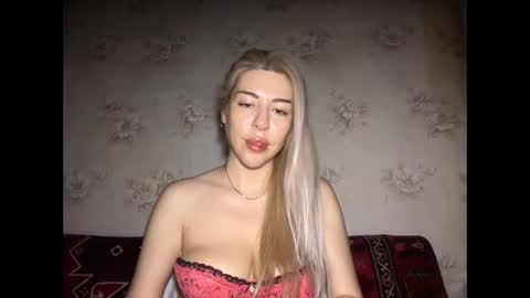 LuxSonyaStar online show from May 22, 1:31 pm