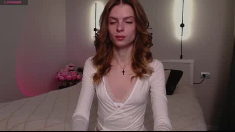 ly lydia online show from October 24, 3:24 am