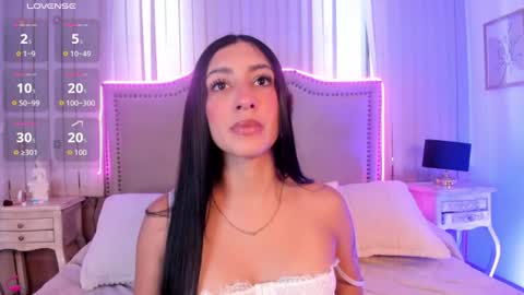 lya_brown online show from July 6, 12:32 pm