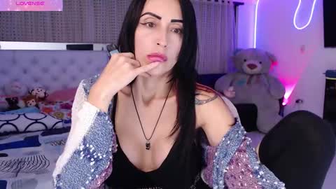 Lyann  online show from October 7, 2:49 am