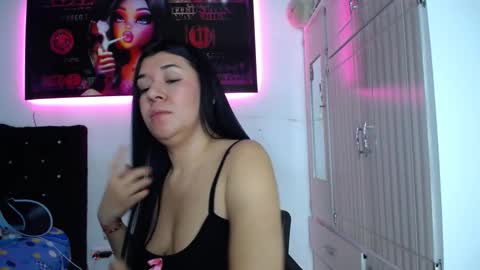 Snapshot of lyda20 chatting on October 4, 9:37 am lyda   online show from October 4, 9:37 am