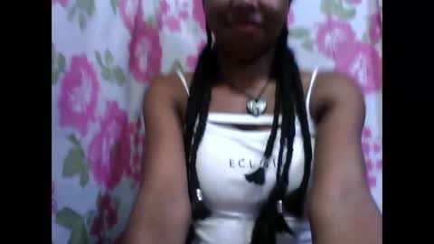 Snapshot of lydialarin chatting on October 12, 10:28 am Lydiah online show from October 12, 10:28 am