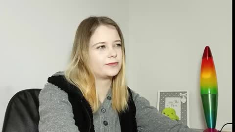 Lydia online show from November 14, 8:42 pm