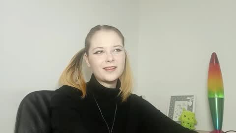 Lydia online show from October 2, 6:24 pm