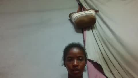 lydie856696 online show from April 19, 6:21 pm