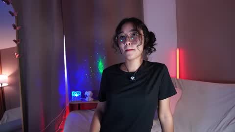 Lyhana Lee online show from January 18, 6:48 pm