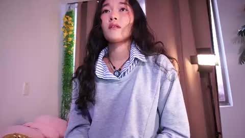 Lyhana Lee online show from June 19, 7:06 pm