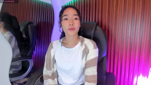 Lyhana Lee online show from October 19, 12:29 pm