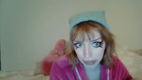 lylahsweets online show from May 13, 5:13 am