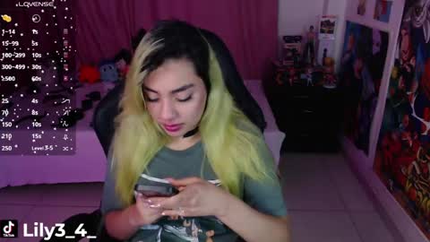 lyli3_4 online show from May 2, 7:44 am