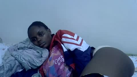 lyn_anna online show from June 17, 7:15 pm