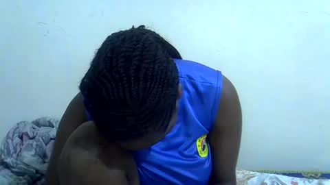 lyn_anna online show from July 11, 12:32 am