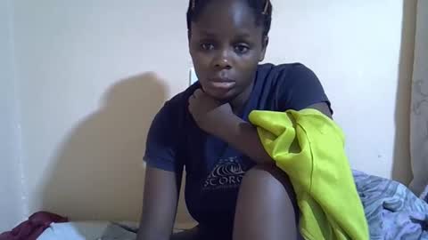 lyn_anna online show from November 20, 1:45 pm