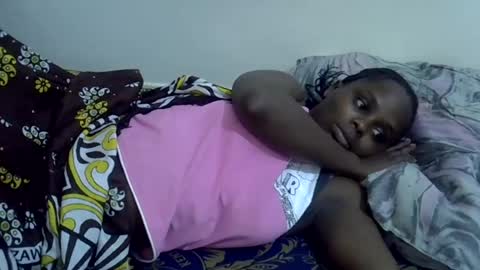 lyn_anna online show from June 12, 4:37 pm