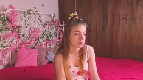 Snapshot of lyndsaymcghan chatting on October 11, 7:16 pm Nancy online show from October 11, 7:16 pm