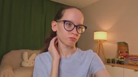 Sara online show from July 11, 4:51 pm