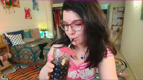 Lyzmania online show from May 26, 8:30 pm