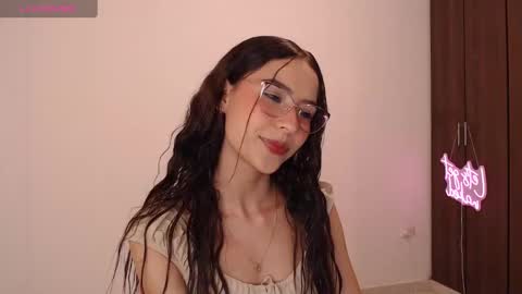 lzzyink online show from October 20, 3:20 am