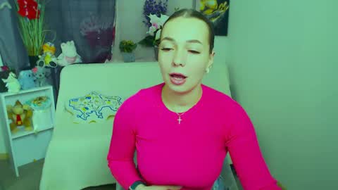 Vikki online show from April 28, 11:25 am