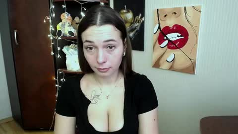 Vikki online show from March 5, 10:55 am