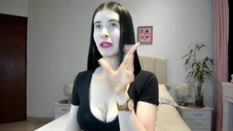 Macarena online show from March 10, 3:21 am