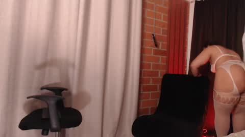 Agathaa white online show from June 6, 10:32 am