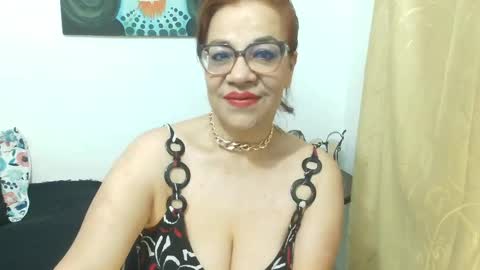 madame_desire_ online show from April 21, 12:34 pm