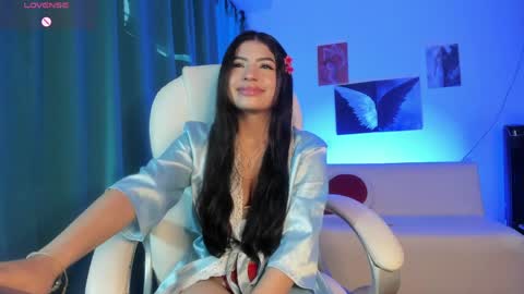MaddieLee online show from May 10, 11:45 am