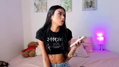 maddiexcooper online show from April 29, 8:25 pm